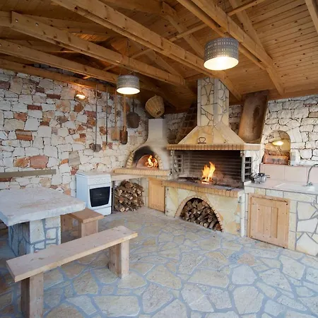 Fotini Apartman Ajía Effimía
